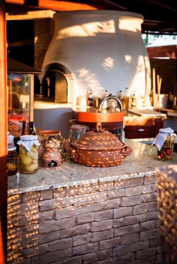 Istvan Parkhotel Es Gasztrofarm Sormas Luaran gambar